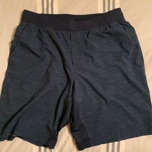 Lightly worn Lululemon THE short Linerless size Large